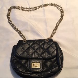 Black quilted shoulder purse